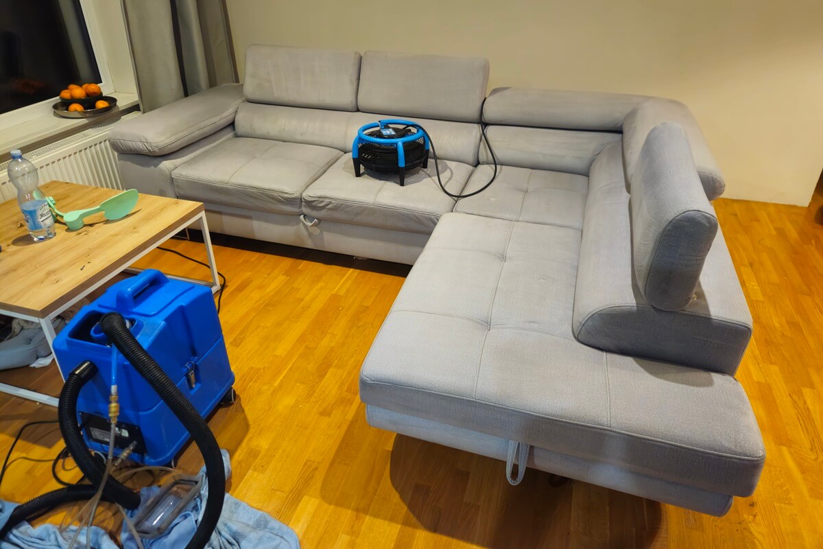 Profesjonalne pranie narożnika w Lublinie